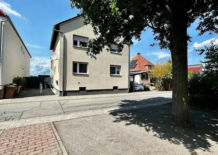 Modern With Parking & Wi-fi Apartment