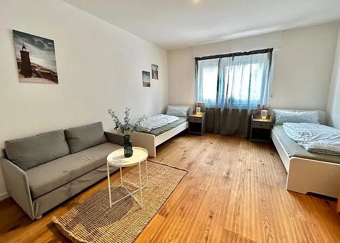 Apartment Modern With Parking & Wi-fi